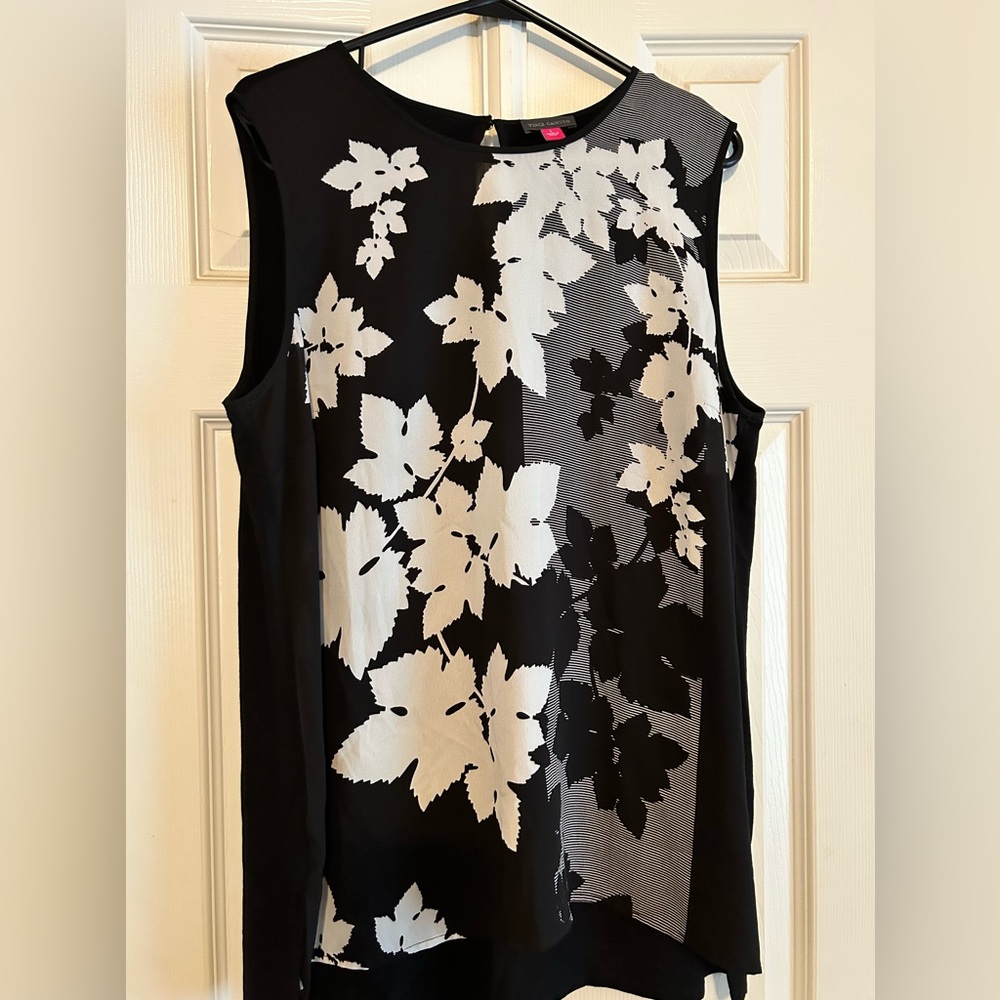 Vince Camuto top